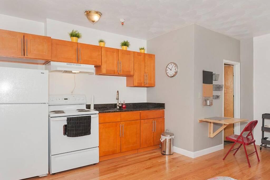 Downtown Studio Apt, Perfect For Medical Workers Boston Exterior photo